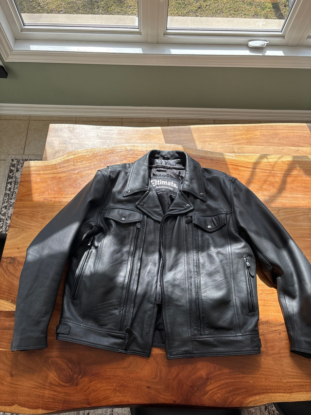 Leather motorcycle jacket size XL excellent condition  in Men's in Oshawa / Durham Region