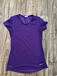 Women’s Nike Small  Shirt