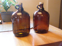 Pair of vintage brown jugs