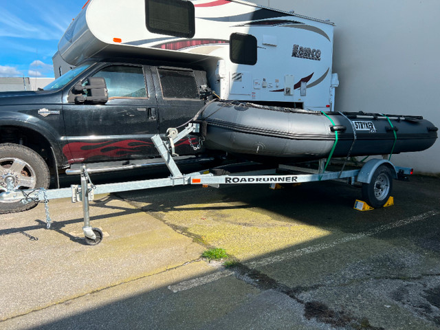 Stryker inflatable boat and trailer for sale in Powerboats & Motorboats in Richmond - Image 4