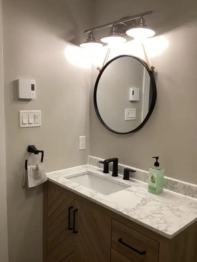 FOR RENT: Beautiful Furnished Home.(All Utilities Included) in Long Term Rentals in City of Halifax - Image 6