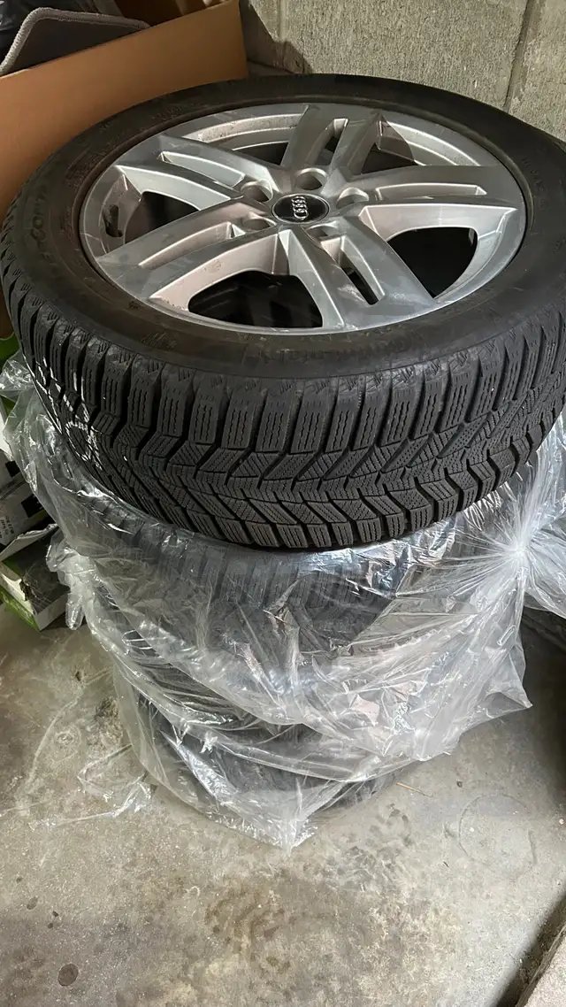 Audi 225/50/R17 Winter Tires 90% New with original Rims in Tires & Rims in City of Toronto - Image 2