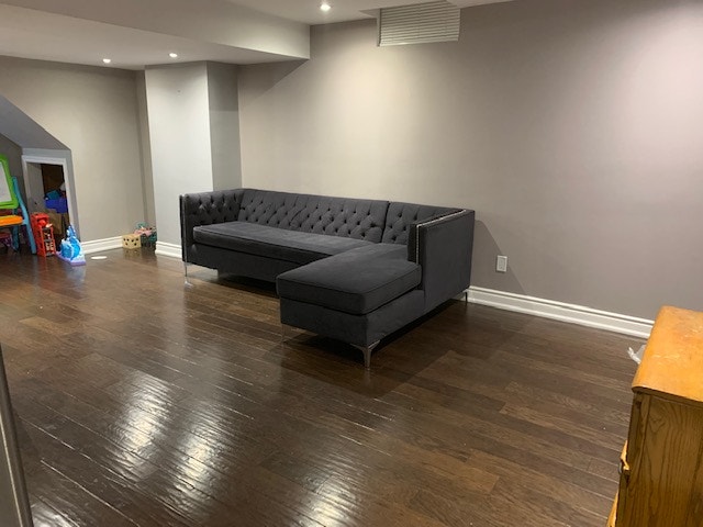 Kleinburg (Vaughan) Basement on Rent 3