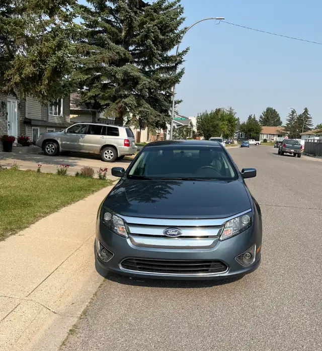 2011 Ford Fusion SEL V4 Dealership Serviced 