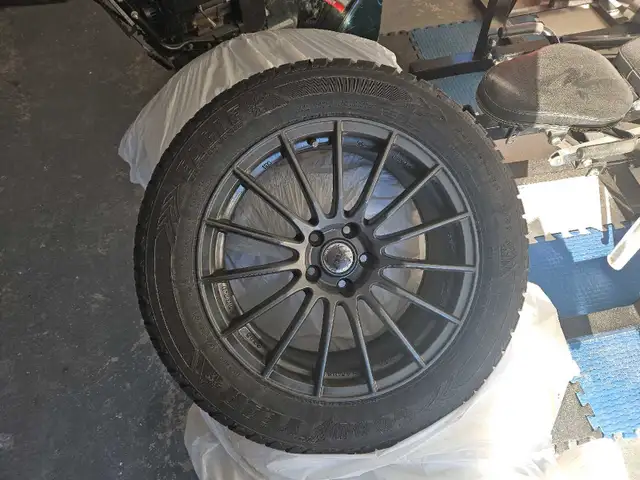 Winter Tires On  18inch rims in Tires & Rims in Oakville / Halton Region - Image 2