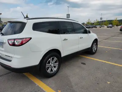 2016 White Chevy Traverse LT 4 DR / 2WD 3.6 V6 144,000 * All Round TintedWidows * WeatherTech Floori...
