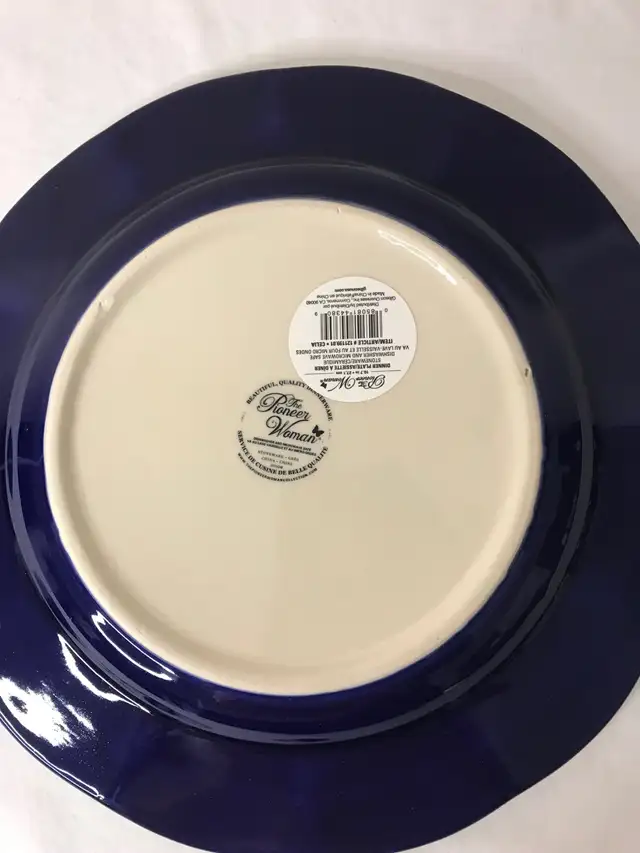 The Pioneer Woman Dinner and Salad Plates -17 Pieces62863282924929121