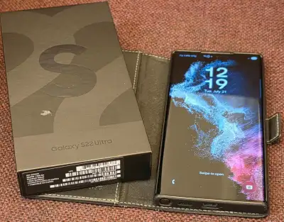Samsung Galaxy S22 Ultra 256GB (Phantom Black) - Excellent Condi, View more