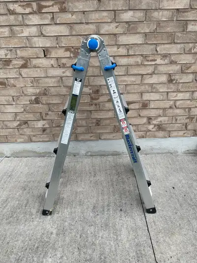 In good condition. 4-5 years old. 250 pound capacity. Total length 17’ Canadian tire item # 06110558...