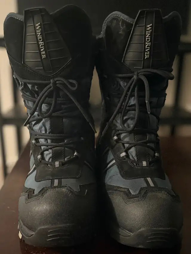 Men’s Winter boots in Men's Shoes in Cambridge - Image 3