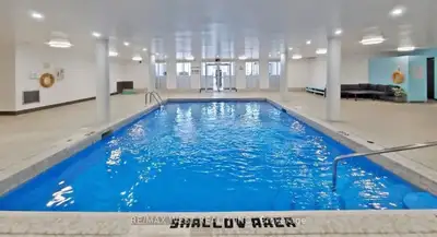 Private Sunny Furnished Room – Prime Mississauga Location only $900 *Perfect for female residents* 3...