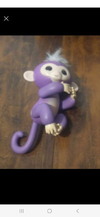 Fingerlings Interactive Baby Monkey