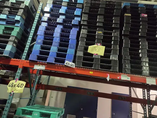 Plastic pallets for sale IN STOCK updated pics TODAY ready now in Other in Mississauga / Peel Region - Image 6