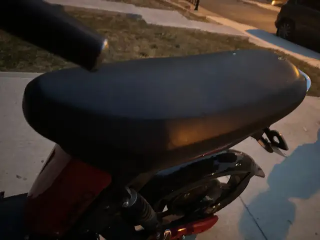 EMMO E-Bike Scooter (AS IS). Not working in eBike in City of Toronto - Image 6