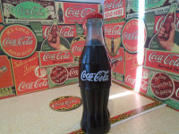 Brocheuse en forme de bouteille coca-cola