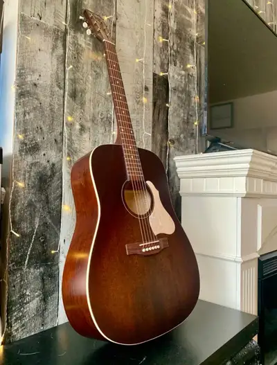 Simon & Patrick Acoustic Guitar **plus extras**, View more