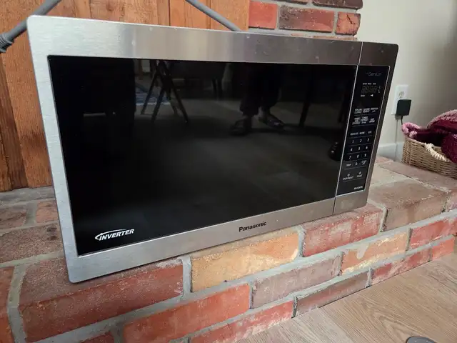 Used Panasonic microwave oven for sale | Microwaves & Cookers | Calgary ...