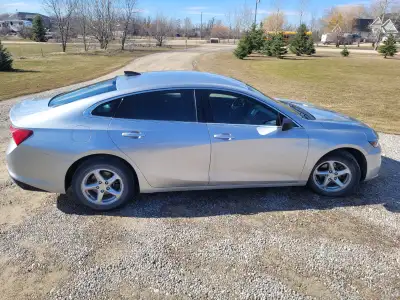 2018 Malibu 1.5l turbo. Auto, loaded, clean, silver exterior black interior. Mint condition, FRESH S...