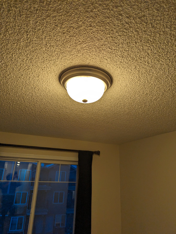 Flush mount Ceiling lights in Free Stuff in Calgary - Image 3