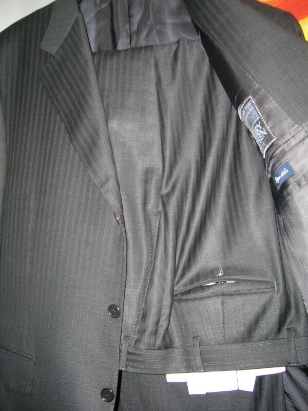 Canali Suit  Made In Italy Size 42 New in Other in City of Toronto