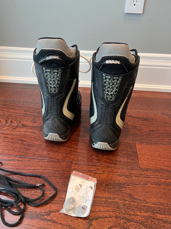 Burton Driver X Mens Snowboard Boots - Excellent Condition Sz10 in Snowboard in City of Toronto - Image 3