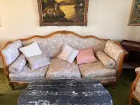 Queen Anne style couch 
