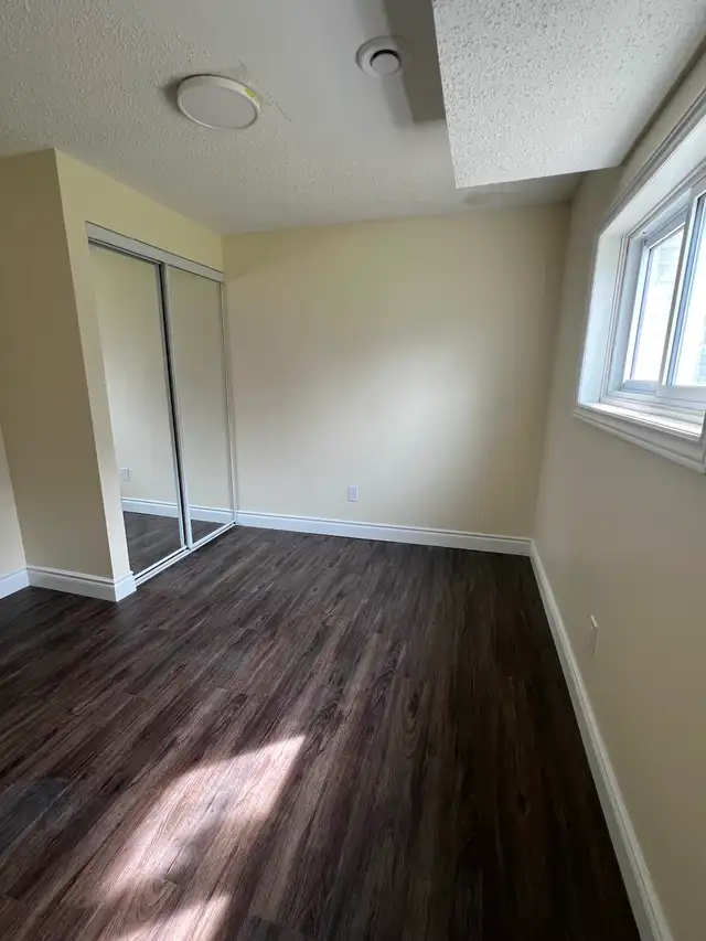 Basement for rent in Room Rentals & Roommates in London - Image 10