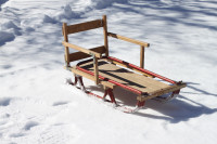 CHILDS PULL SLED WITH FOLDING SEAT