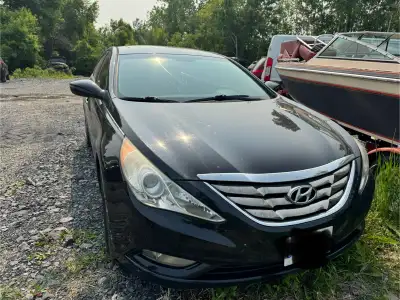 Engine needs to replace or repaired Need to tow the car Low km 156000 No rust No accident