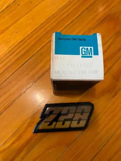 Brand New NOS 1980 - 1981 Camaro Fuel Door Tri Gold Z28 emblem GM part # 9637807 Don't waste your mo...