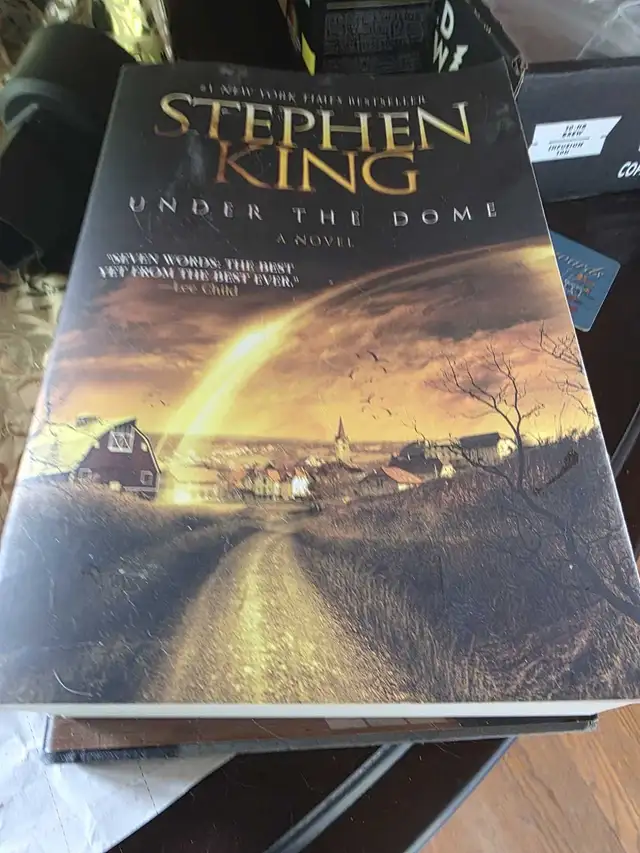 Stephen King Under the Dome in Fiction in Ottawa - Image 3