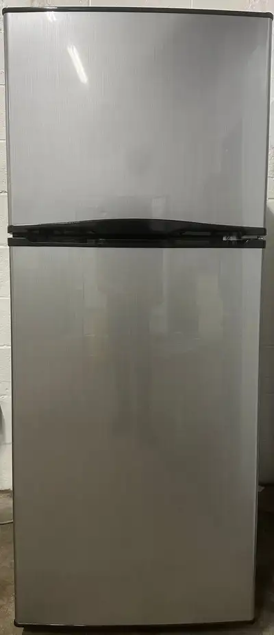 Sale! Apartment Size Refrigerator “Midea” H59,5/W24/D28, View more