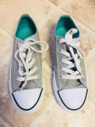 Airwalk kids sneakers Size 2 youth, View more