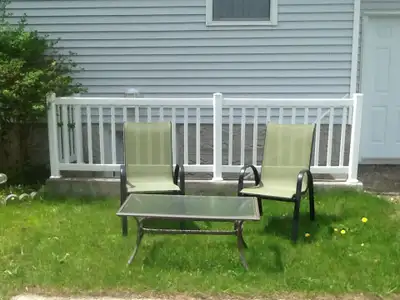 Clean and self contained, furnished apartment 15 minutes from Bruce Power 2 KM north of Kincardine c...