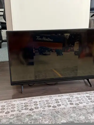 43” VIZIO Smart TV – Works, Needs Internal Repair, View more