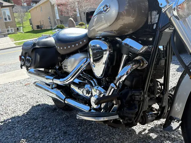 2004 Yamaha Silverado Roadstar in Street, Cruisers & Choppers in Peterborough - Image 6