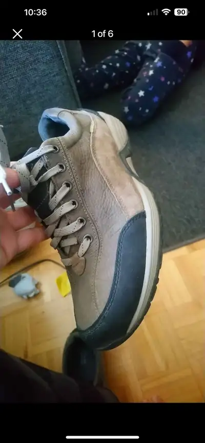 Men gray Clark’s shoes size 10, View more