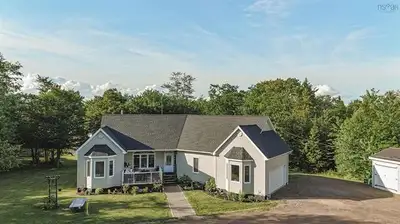 NEW LISTING ️5 4 MLS # 202516287 Welcome to 11 Chalet Drive, Old Barns! This beautiful bungalow offe...