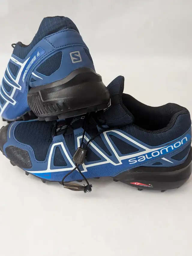 Chaussures trail neuves Salomon in Lacrosse in Québec City - Image 6