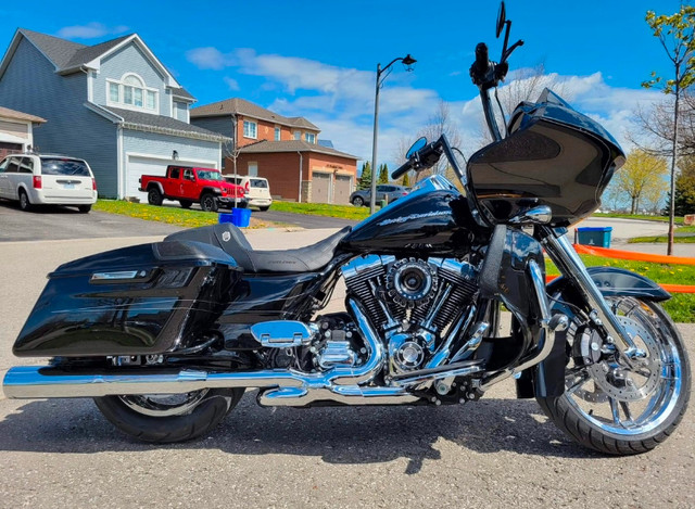 2015 Harley Davidson roadglide dans Routières  à Région d’Oshawa/Durham