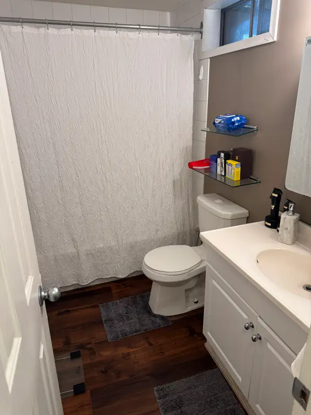 LEGAL Walk Out Basement In West Shore, Pickering! 2 BR/1 Bath! in Long Term Rentals in Oshawa / Durham Region - Image 16