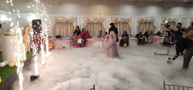 Cold Sparklers/Dry ice fog  in Events in Mississauga / Peel Region - Image 2