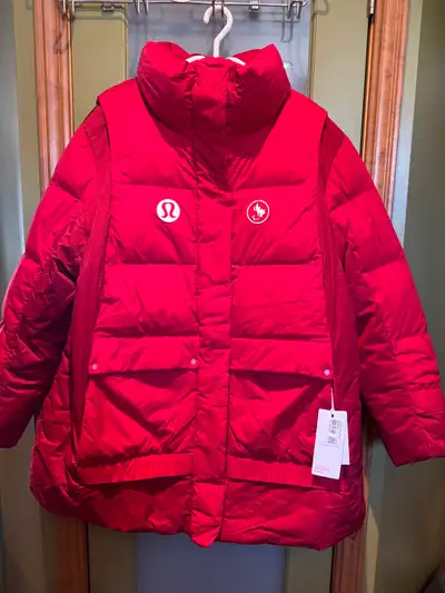 Brand new women lululemon winter jacket size 18, View more