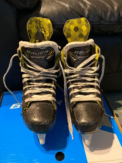 Bauer Hockey Skates Supreme M3 (size 4), View more