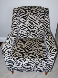 Fauteuil d'appoint/ chaise en motif zèbre Zebra accent chair