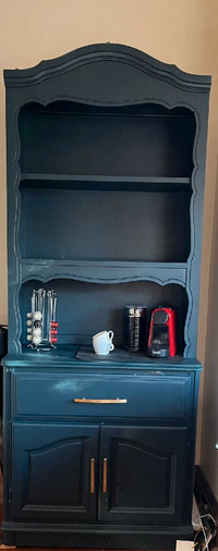 Coffee /bar / dresser