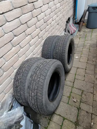 4 Bridgestone tires in excellent condition lots of tread left on them. Size LT 245/75R16