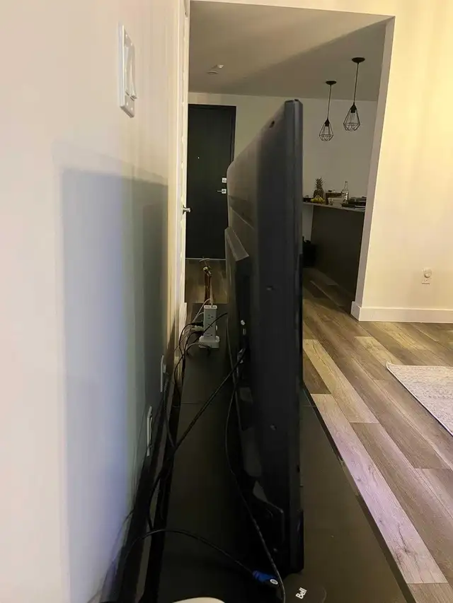 55" Sharp Smart TV in TVs in Gatineau - Image 3