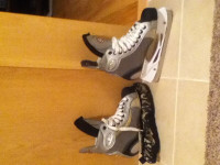 NEW Easton Padlock II Hockey Skates (Size 5D)