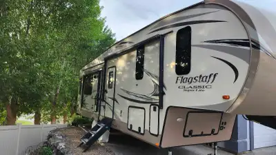 2018 Forest River 5th Wheel. 3 slides, queen bed. Excellent condition. Perfect home away from home....